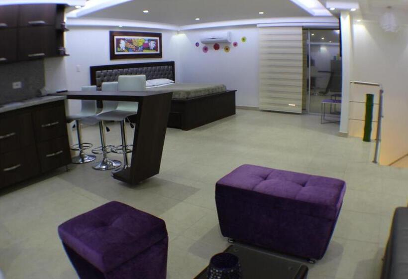 جناح مزوَّد بشرفة, Sky Club Eco