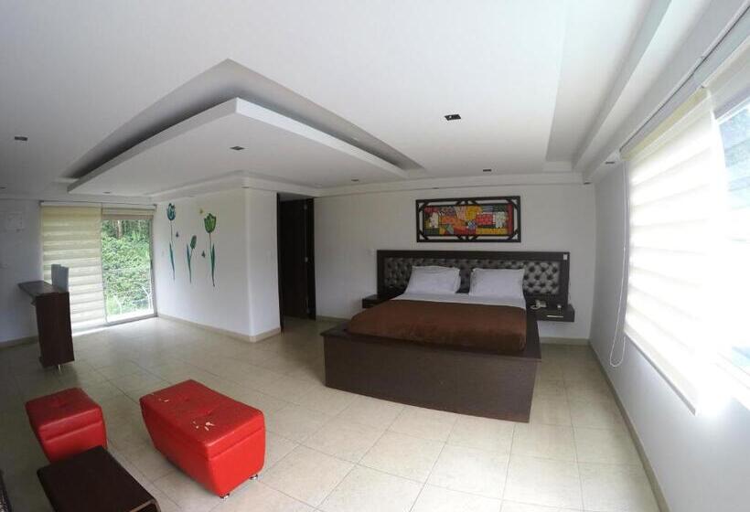 جناح مزوَّد بشرفة, Sky Club Eco