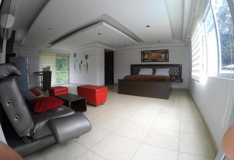 جناح مزوَّد بشرفة, Sky Club Eco