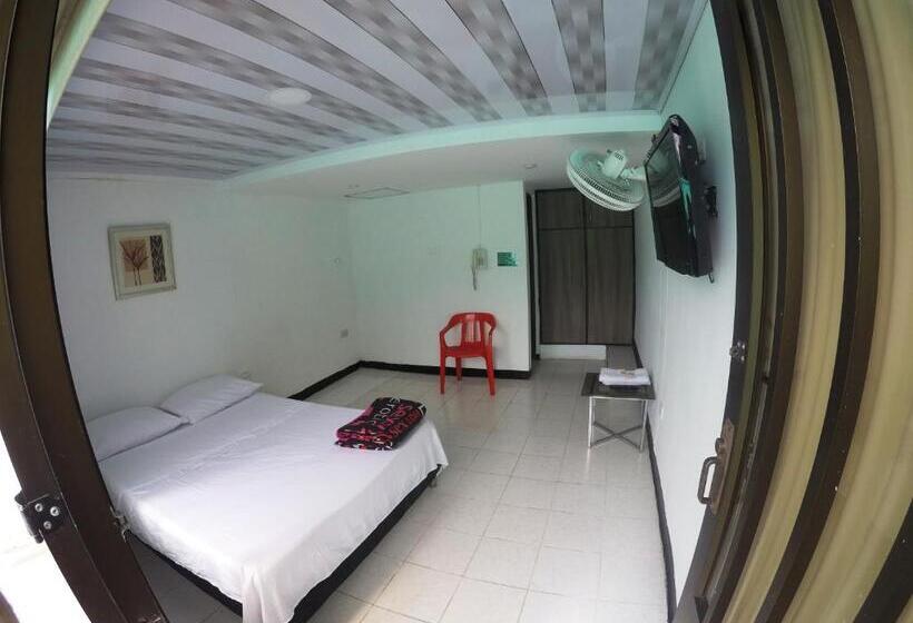 غرفة قياسية فردية, Sky Club Eco