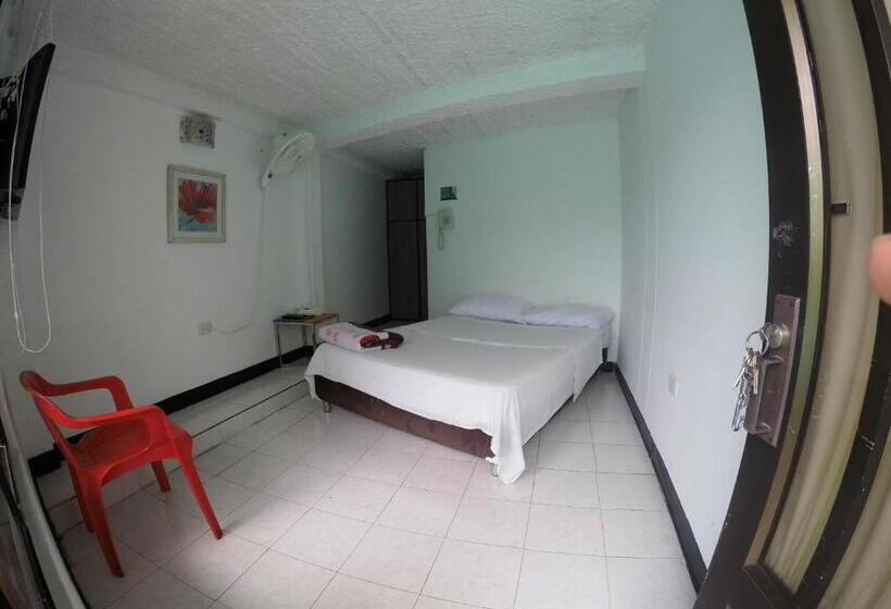 غرفة قياسية فردية, Sky Club Eco