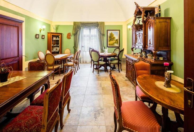 ガーデンビュースイート, Vécsecity Superior