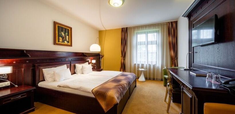 スーペリアールーム, Vécsecity Superior