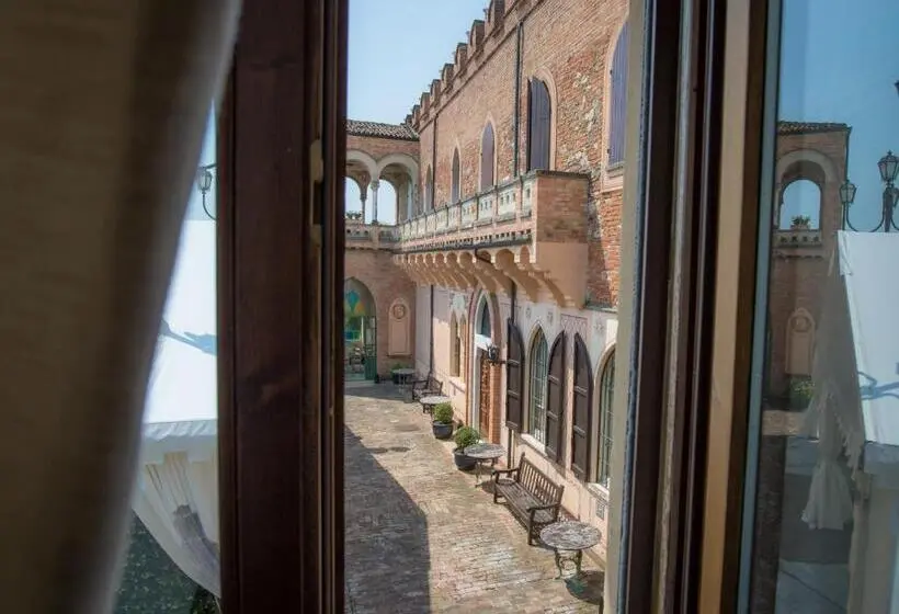 景色の見えるデラックスルーム, Castello Di Mornico Losana
