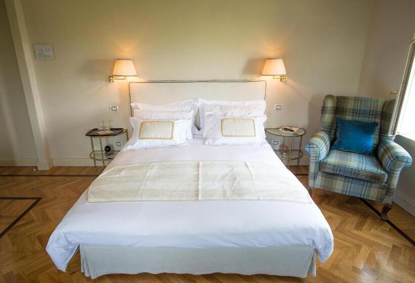 غرفة ديلوكس, Castello Di Mornico Losana