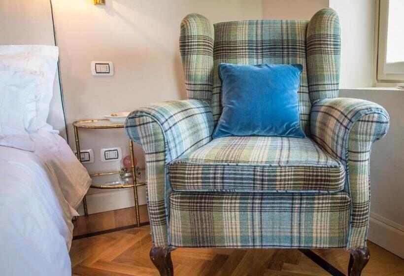 غرفة ديلوكس, Castello Di Mornico Losana