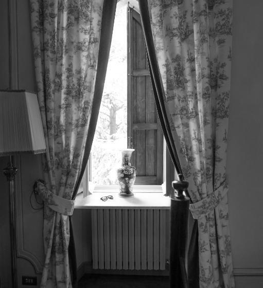 جناح ديلوكس, Castello Di Mornico Losana