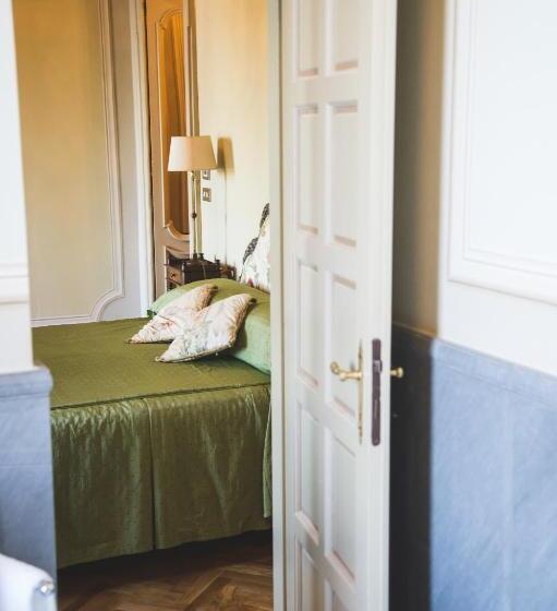 جناح ديلوكس, Castello Di Mornico Losana