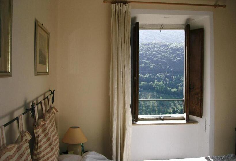 غرفة قياسية فردية, La Torretta Historical Home