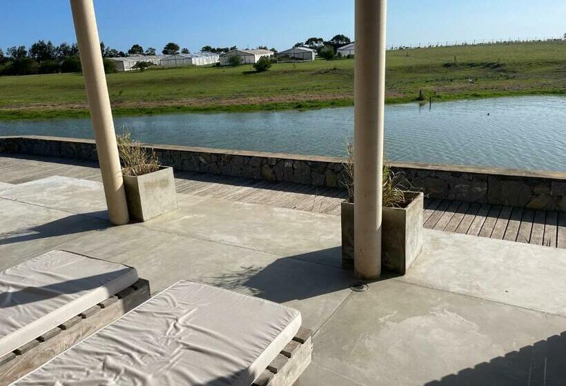 Suite with lake view, Lomas De San Vicente Hotel Boutique