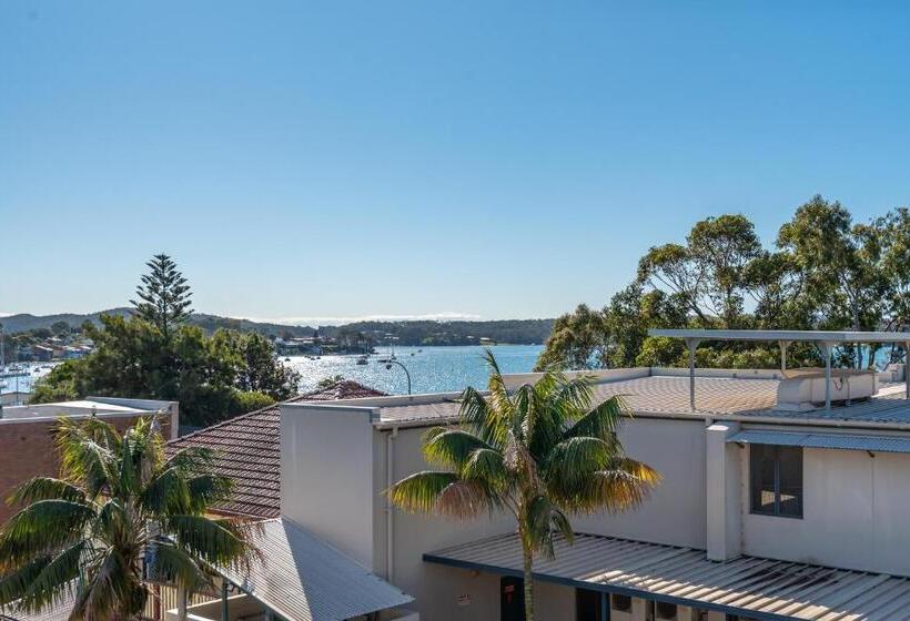Standard studio with lake view, The Brighton Apartments