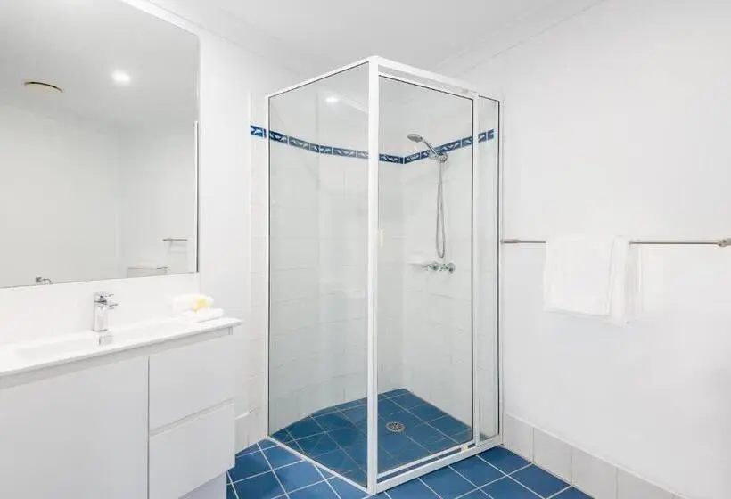 1 Bedroom Apartment Lake View, The Brighton Apartments