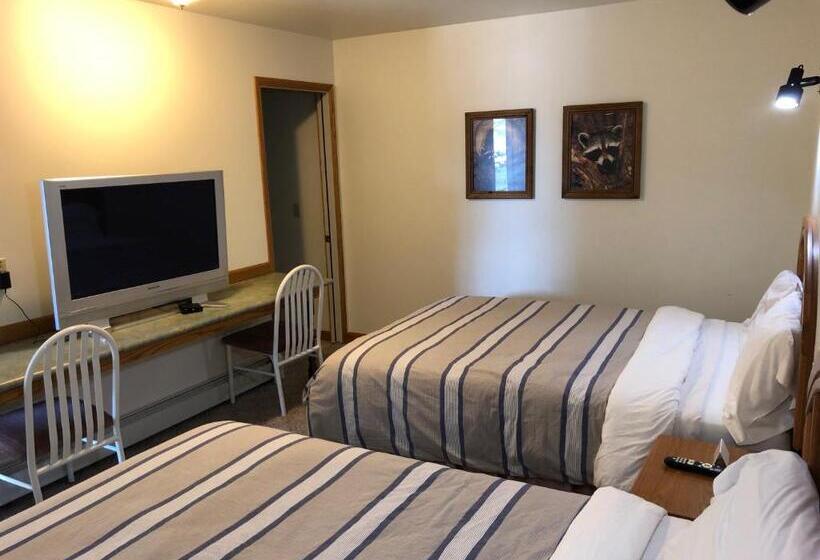 高级家庭房间, Village Inn Motel