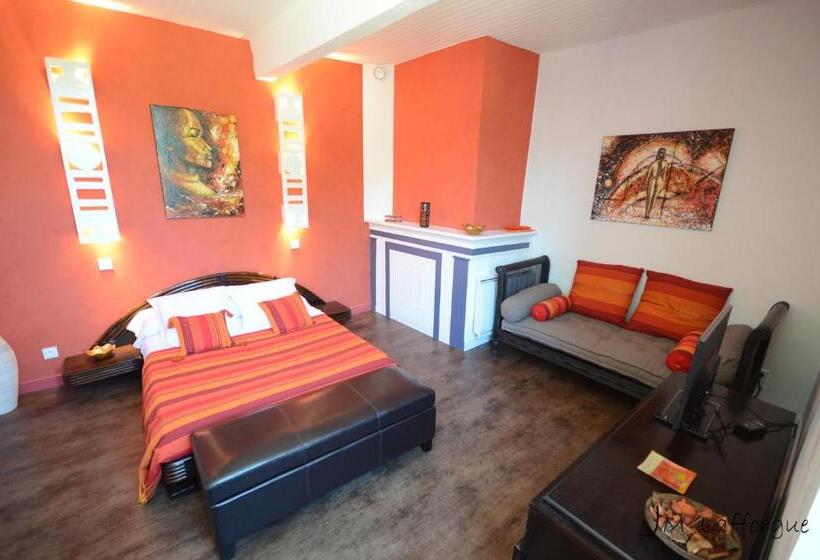 חדר סטנדרט, La Bigourd In