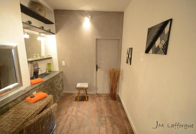 חדר סטנדרט, La Bigourd In