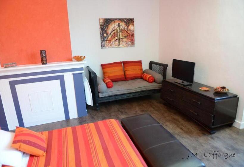 חדר סטנדרט, La Bigourd In