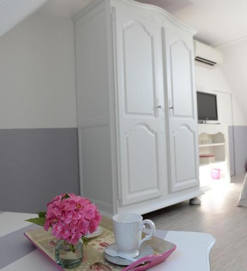 חדר סטנדרט, La Bigourd In