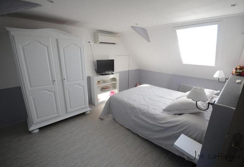 חדר סטנדרט, La Bigourd In