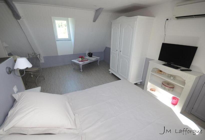 חדר סטנדרט, La Bigourd In