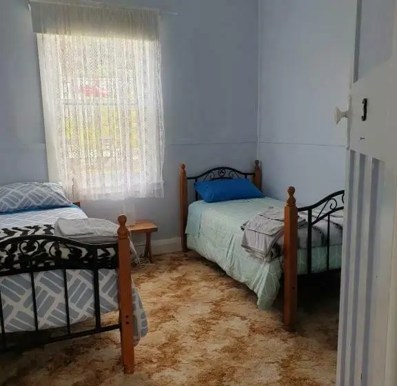 スタンダードルーム, Pioneer Lodge Tasmania