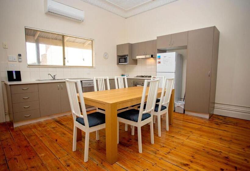 בונגלו משפחתי, Hopetoun Motel & Chalet Village