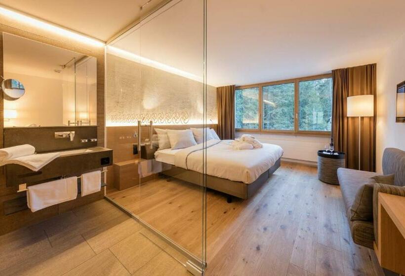 スタンダードルーム, Säntis   Das