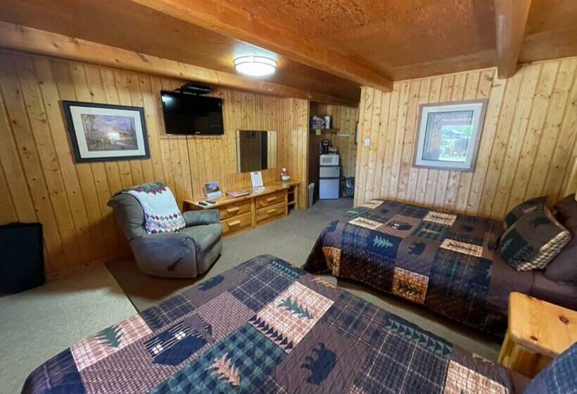 غرفه قياسيه سريرين مزدوجين, Sportsman Lodge Melrose Mt