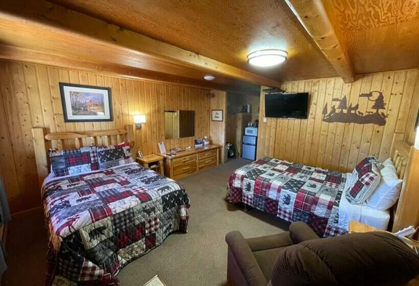 غرفه قياسيه سريرين مزدوجين, Sportsman Lodge Melrose Mt