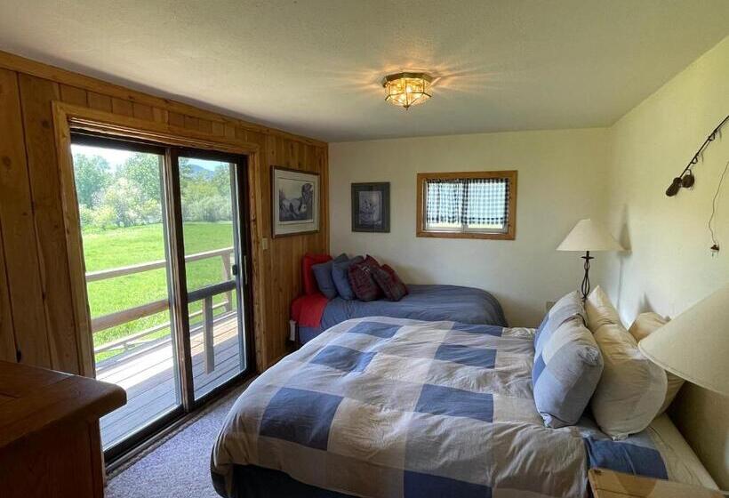منزل غرفتين نوم, Sportsman Lodge Melrose Mt