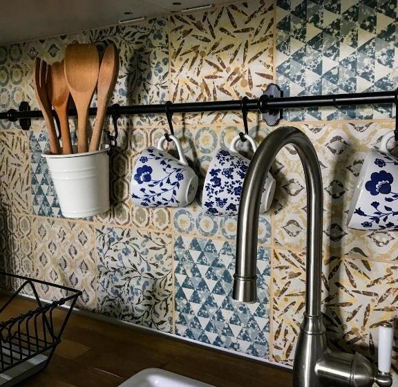 Pokój Rodzinny, Leveleki Vendégház   Egeres Tanya