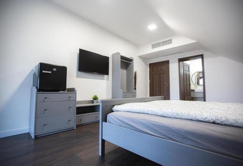 Pokój Superior, Leveleki Vendégház   Egeres Tanya