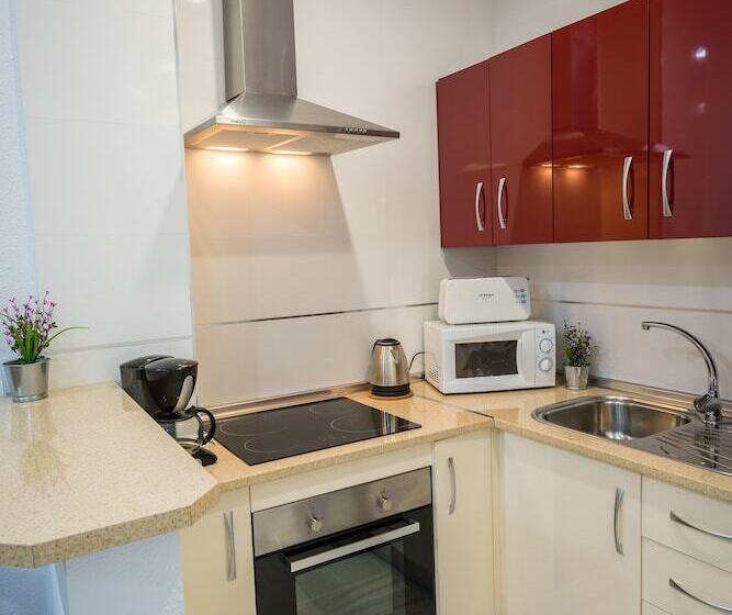 テラス付き１ベッドルームアパートメント, Apartamentos Las Rosas De Capistrano