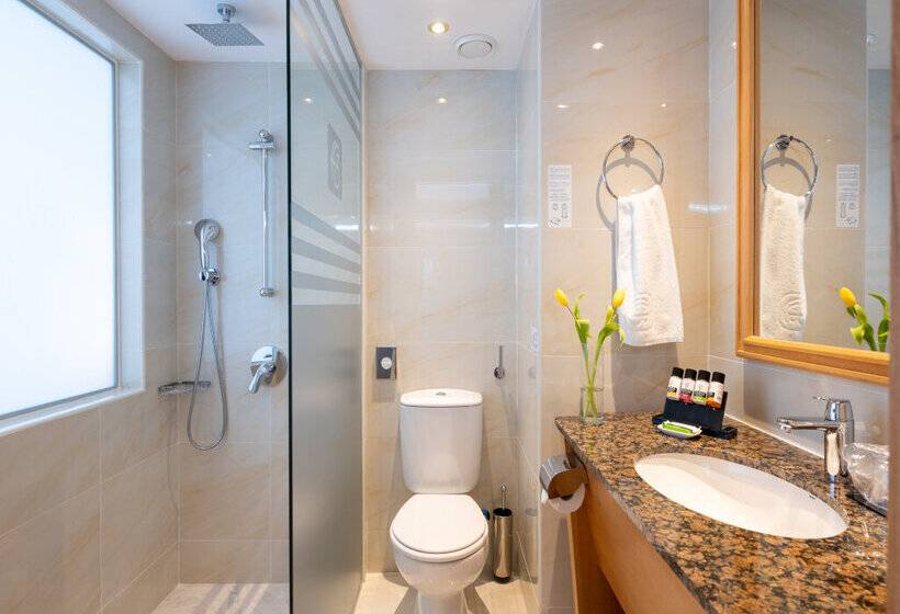 Номер Superior Вид на Море, Constantinou Bros Athena Beach Hotel