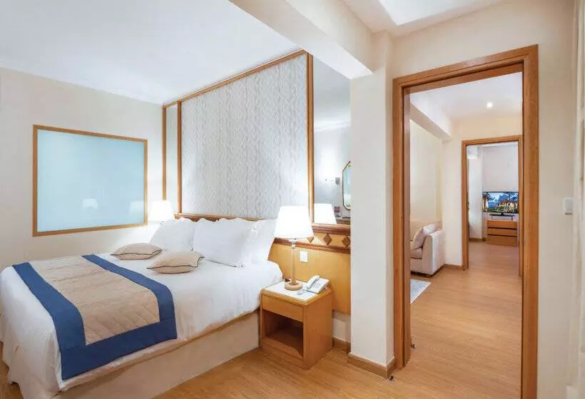 سوئیت مدیریتی 2 خوابه, Constantinou Bros Athena Beach Hotel