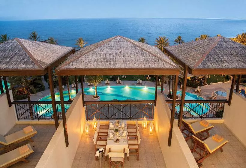 سوئیت مدیریتی 2 خوابه, Constantinou Bros Athena Beach Hotel