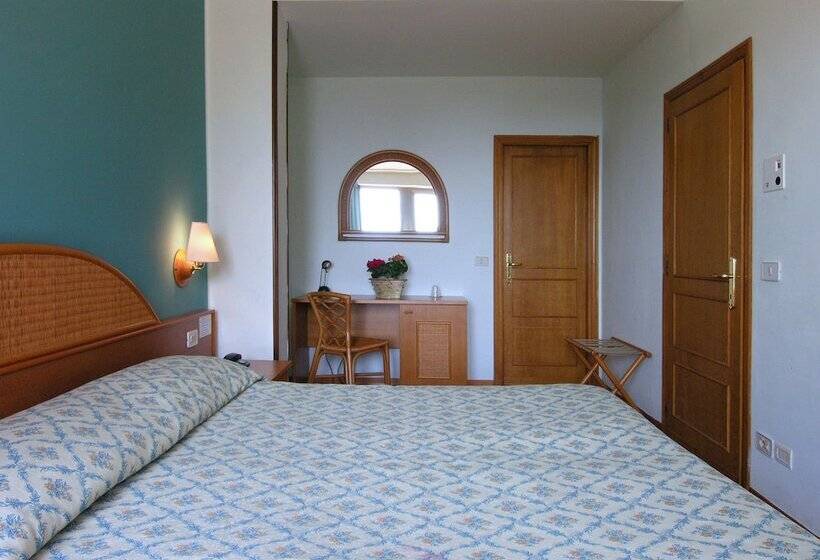 חדר סטנדרט יחיד, Cavalieri