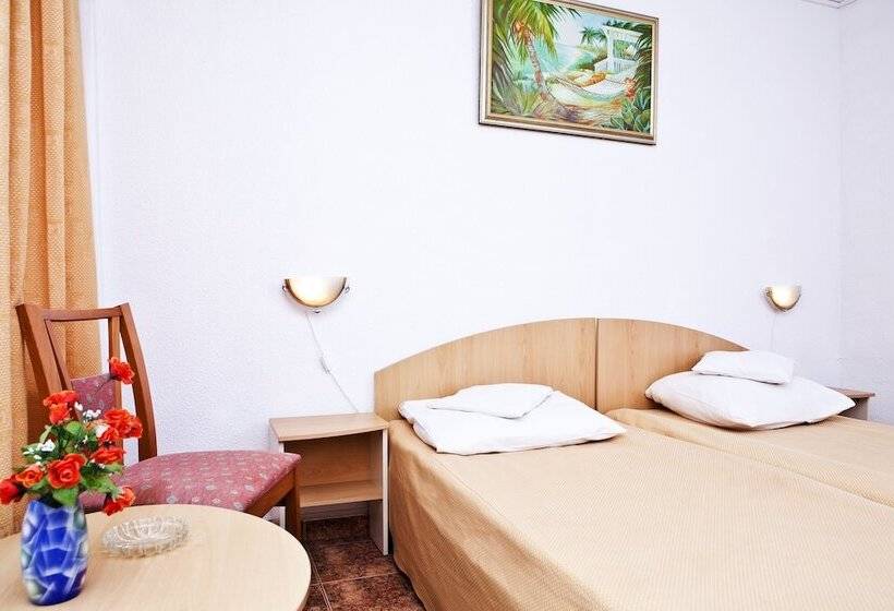 חדר סופריור, Cerna