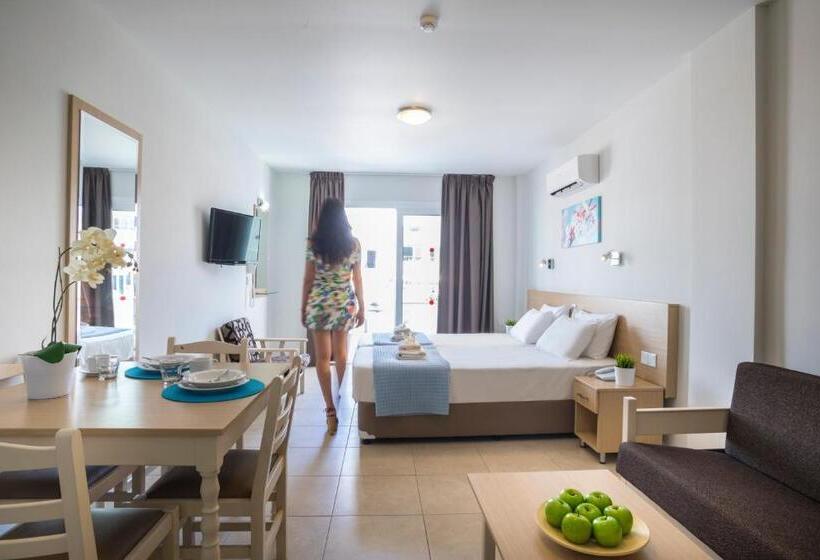 Студия Стандарт, Christabelle Hotel Apartments