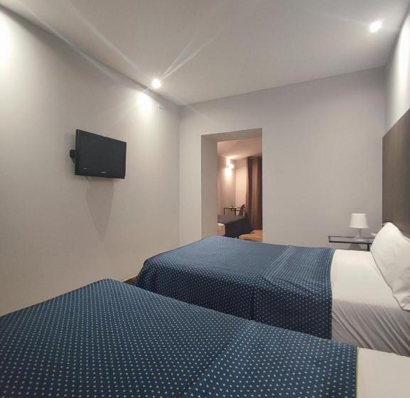 اتاق سوپریور, Ciudad De Navalcarnero