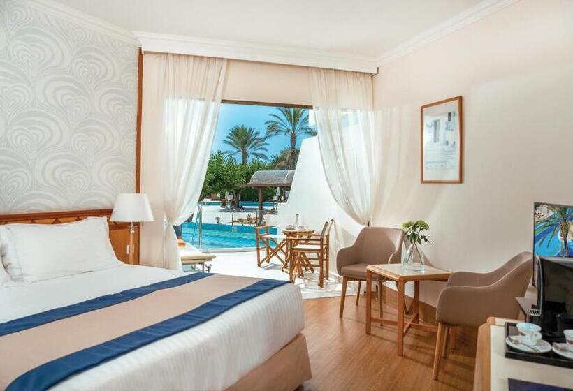 Superior swim-up room, Constantinou Bros Athena Beach Hotel