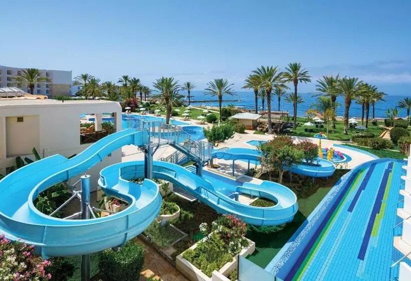 اتاق خانوادگی, Constantinou Bros Athena Beach Hotel