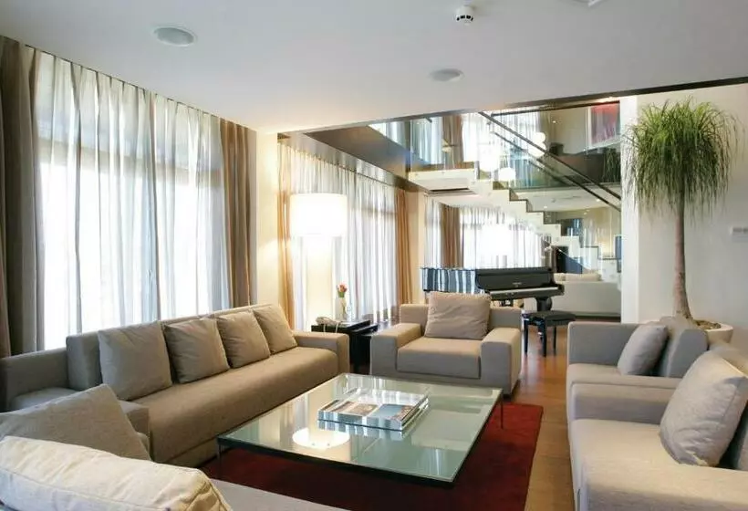 سوئیت پنت هاوس, Montebelo Viseu Congress Hotel & Spa