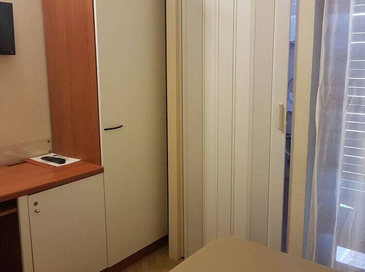 חדר סטנדרט יחיד, Park