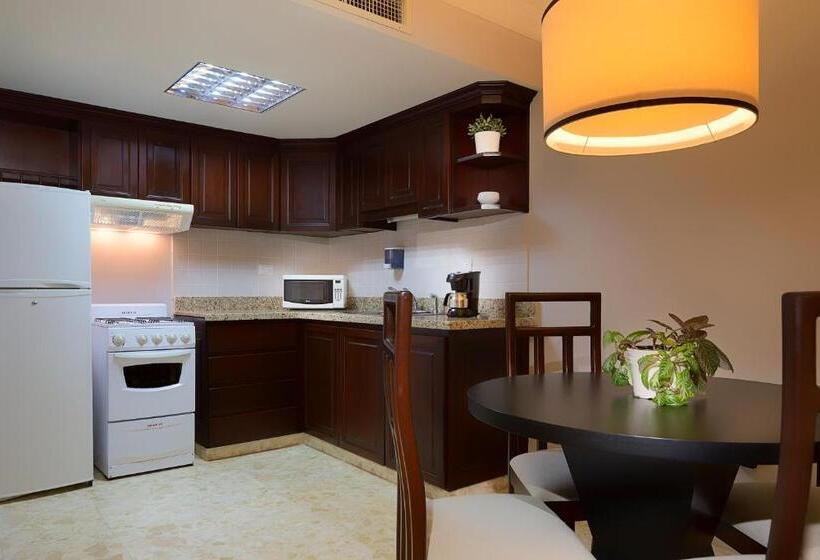 سوئیت مستر, Plaza Florida Suites