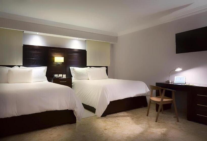 سوئیت مستر, Plaza Florida Suites