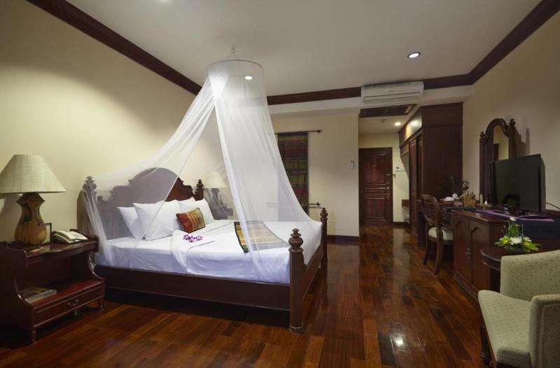디럭스 룸, Santi Resort & Spa