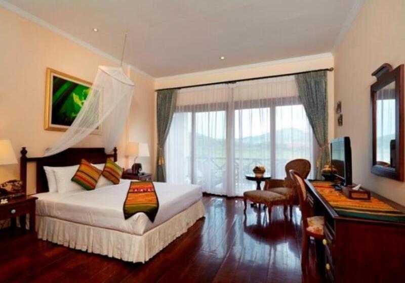 جناح جونيور, Santi Resort & Spa