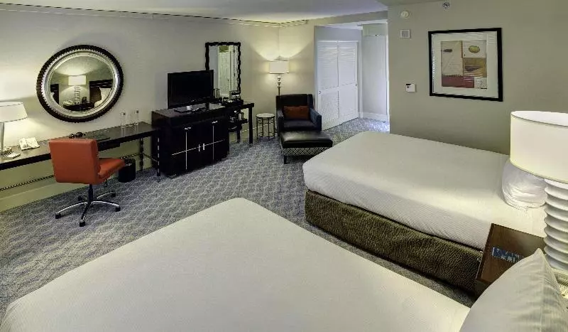デラックストリプルルーム, Santi Resort & Spa