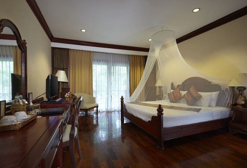 غرفة ديلوكس مطلّة علي الحديقة, Santi Resort & Spa