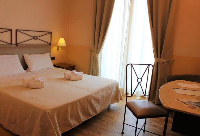 חדר סופריור, Semifonte